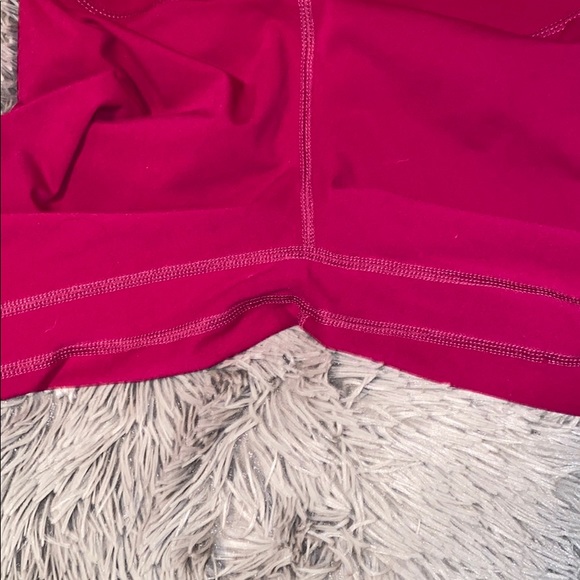 NVGTN | Magenta Signature Leggings - Picture 6 of 7